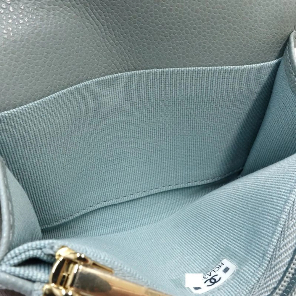 CHANEL Green Caviar Leather Wallet - Picture 8 of 11